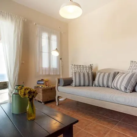 Sun Blooming In Tinos Island Holiday home Agios Romanos